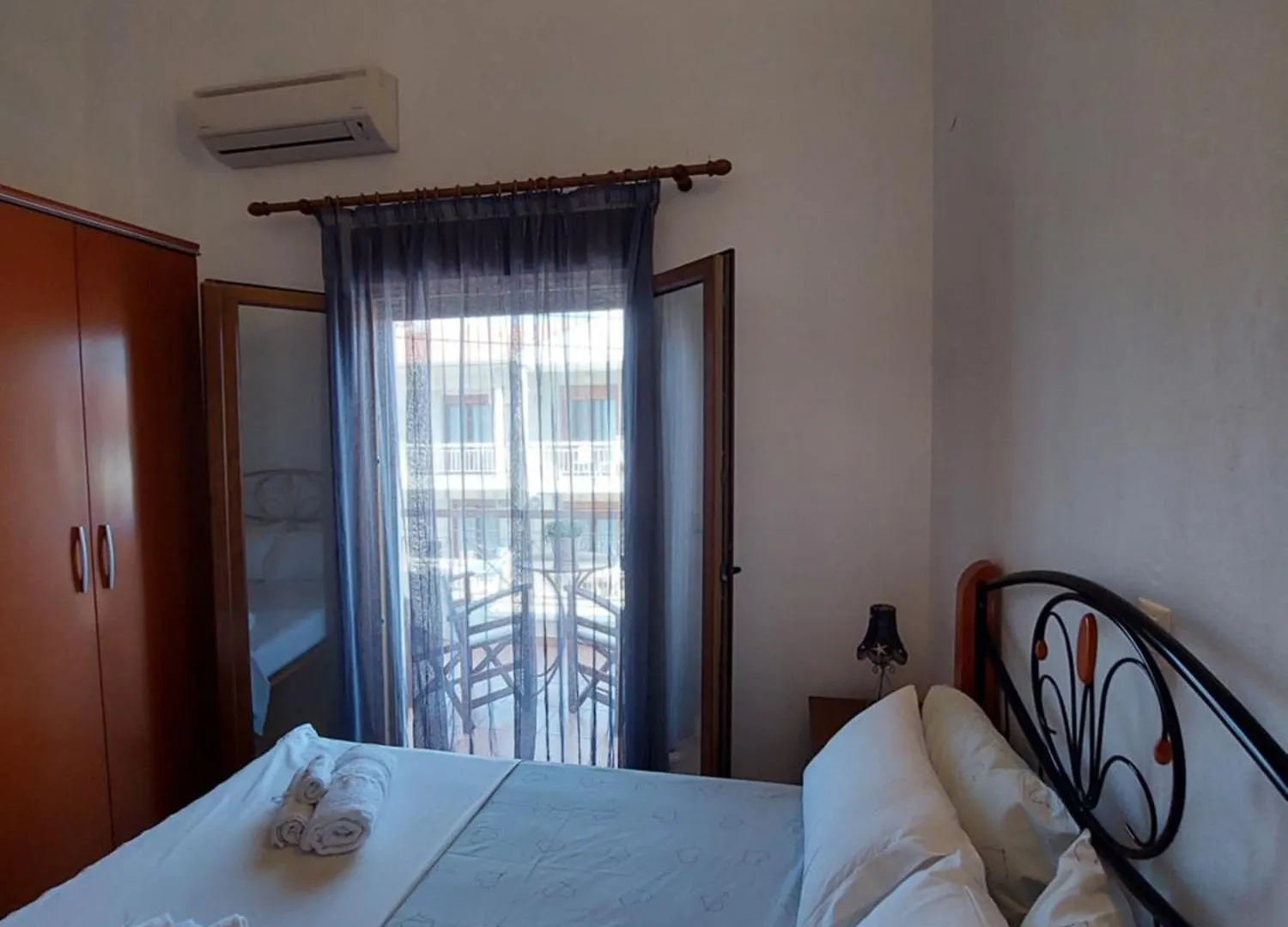 Rania Seaside, Nikiti Villa